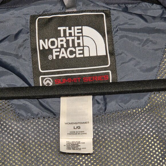 The North Face Summit Series Gore-Tex Jacket, Lt Blue/Gray Blue - Size: Lg Women - Picture 8 of 10